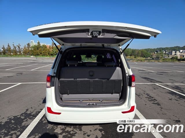 KG모빌리티(SsangYong) Korando 투리스모 4WD GT 11인승, 2014 16