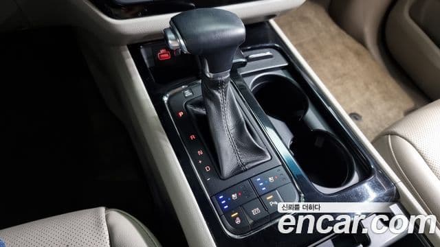 Kia All New Carnival Prestige, 2017 9