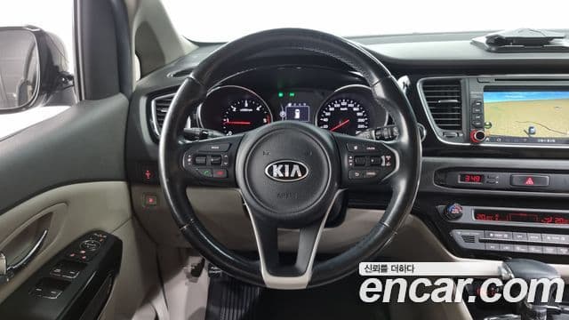 Kia All New Carnival Prestige, 2017 13