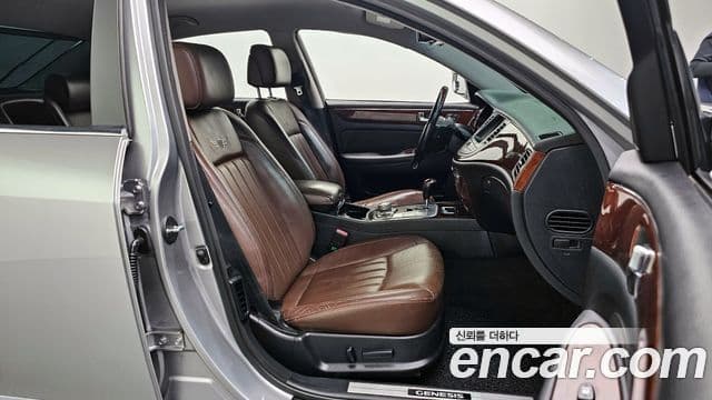 Hyundai Genesis Prime Pack, 2010 10