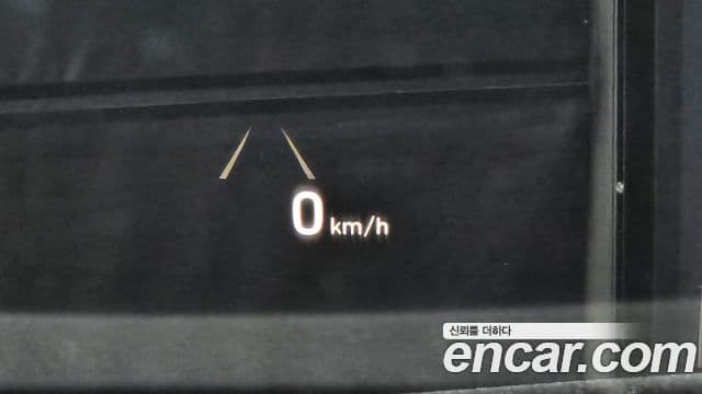 Genesis EQ900 Prestige, 2018 17