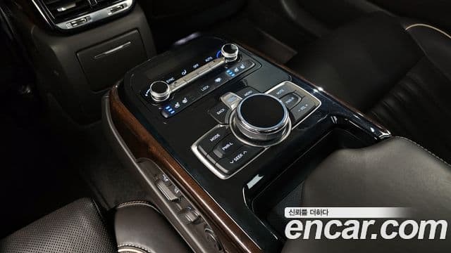 Genesis EQ900 Prestige, 2018 19