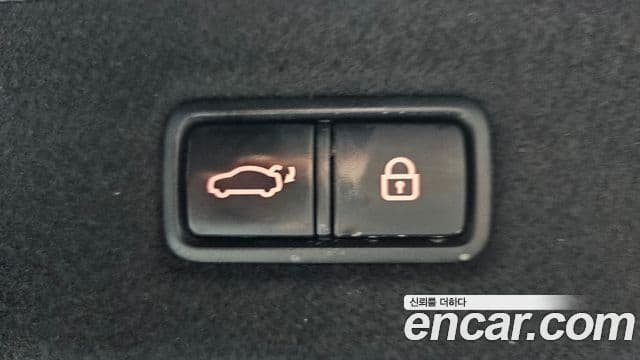 Genesis EQ900 Prestige, 2018 20