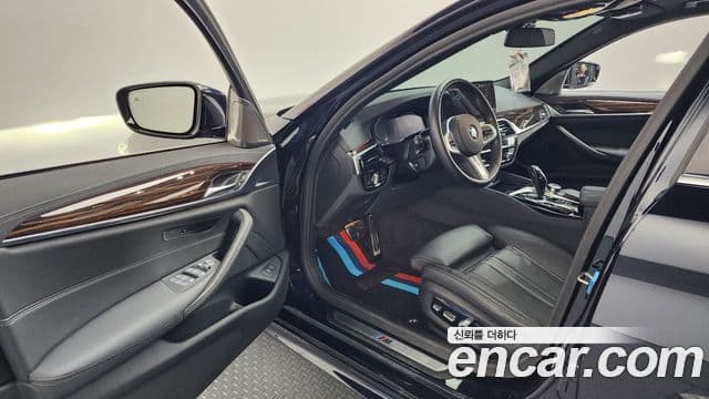 BMW 5시리즈 (G30) 520i M Sport, 2022 10