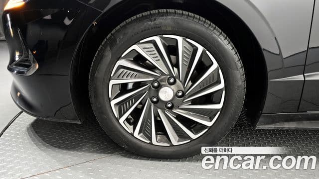 Hyundai Sonata гибрид (DN8) Millennial, 2020 все фото