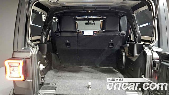 Jeep Wrangler (JL) 2.0 Rubicon 4도어, 2023 18
