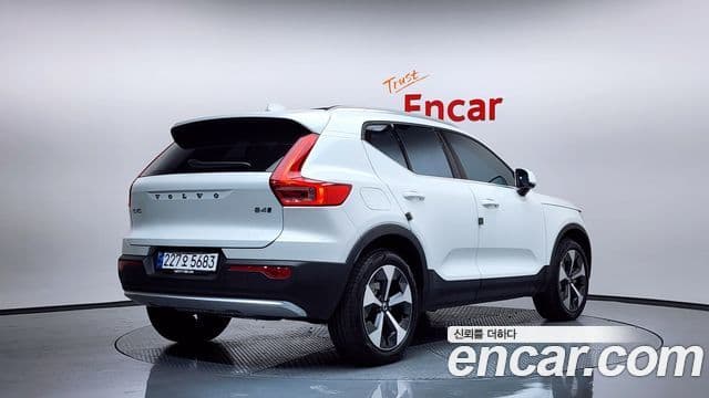 Volvo XC40 B4 Ultimate Bright, 2023 2
