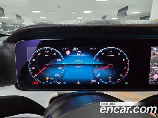 Mercedes-Benz E-класс W213 Avantgarde, 2021 8