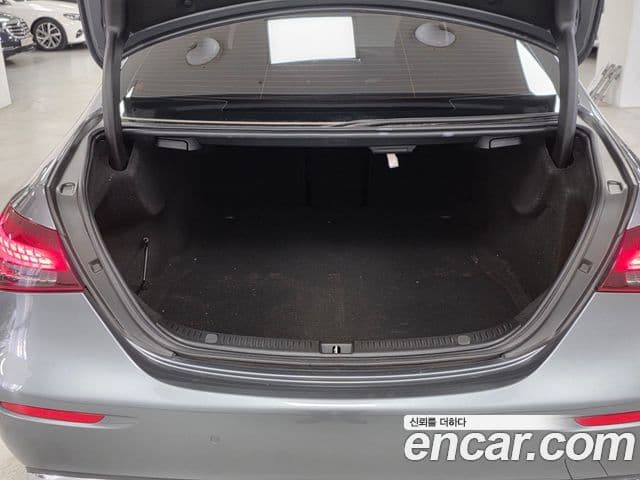 Mercedes-Benz E-класс W213 Avantgarde, 2021 11