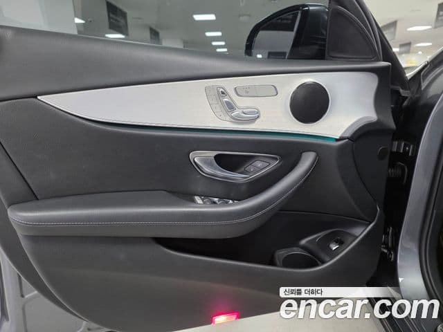 Mercedes-Benz E-класс W213 Avantgarde, 2021 15