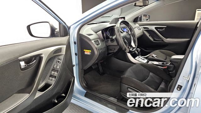 Hyundai Avante MD Premier, 2011 11