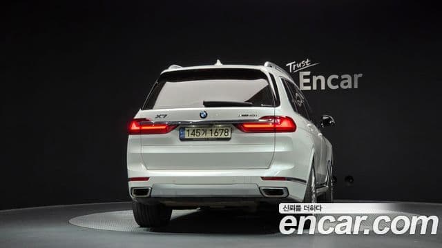 BMW X7 (G07) xDrive 40i Design Pure Excellence 6인승, 2021 4