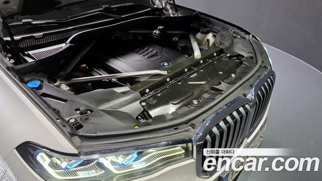 BMW X7 (G07) xDrive 40i Design Pure Excellence 6인승, 2021 6