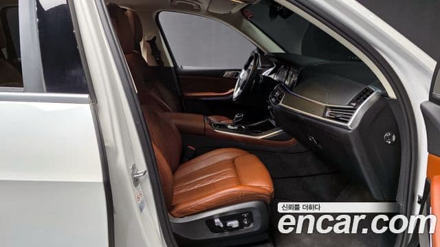 BMW X7 (G07) xDrive 40i Design Pure Excellence 6인승, 2021 11