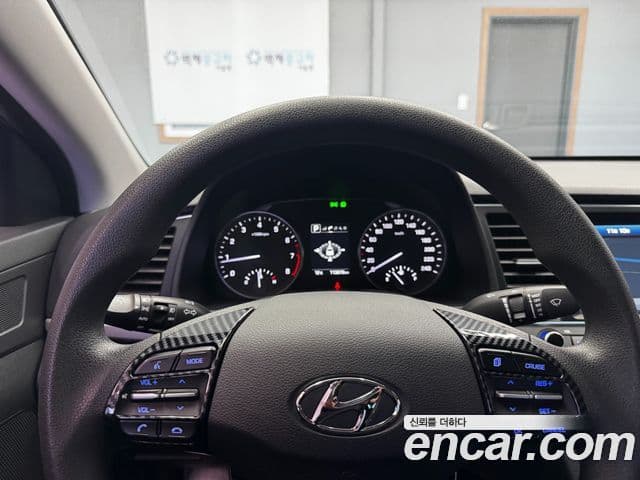 Hyundai Avante AD 1.6 GDI Value Plus, 2018 12