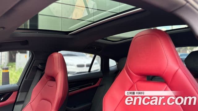 Porsche Panamera (976), 2025 9