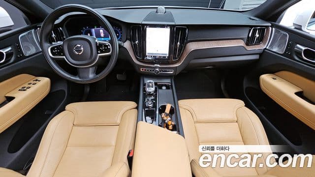 Volvo XC60 2세대 B5 Inscription, 2022 7