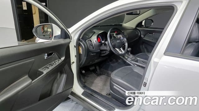 Kia Sportage R топовая версия, 2013 10