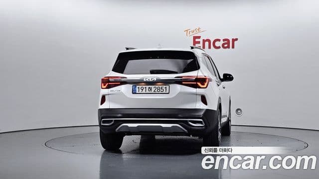 Kia Seltos Signature, 2023 4