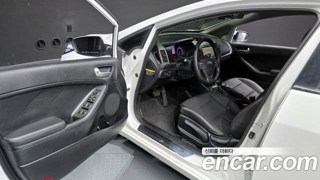 Kia K3 Trendy, 2015 11