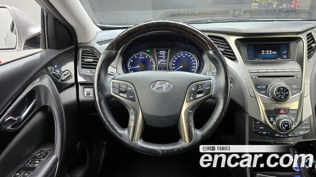 Hyundai Grandeur HG Modern, 2014 13