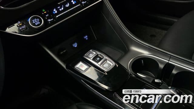 Hyundai Sonata гибрид (DN8) Premium Plus, 2022 9