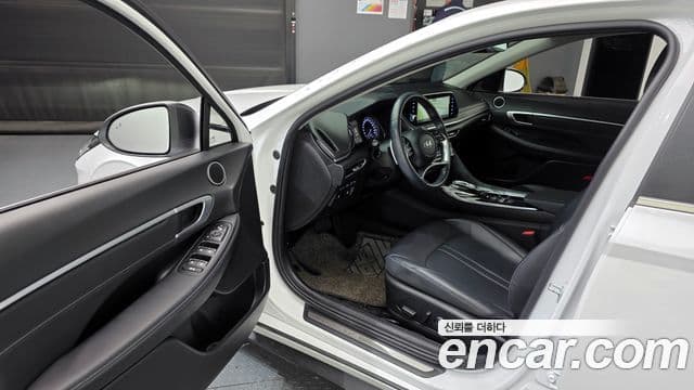 Hyundai Sonata гибрид (DN8) Premium Plus, 2022 10