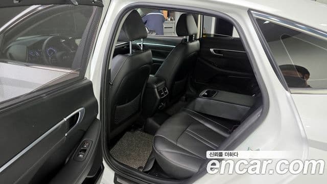 Hyundai Sonata гибрид (DN8) Premium Plus, 2022 11