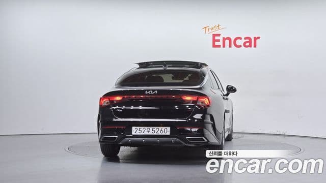 Kia K5 3세대 Standard, 2022 4