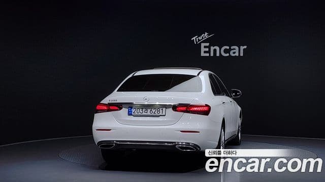 Mercedes-Benz E-класс W213 Exclusive, 2023 4