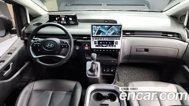 Hyundai Staria Modern, 2025 7