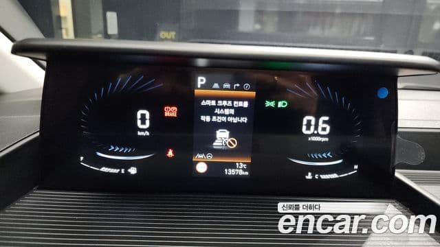 Hyundai Staria Modern, 2025 8