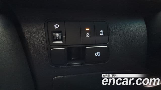 Hyundai Staria Modern, 2025 18