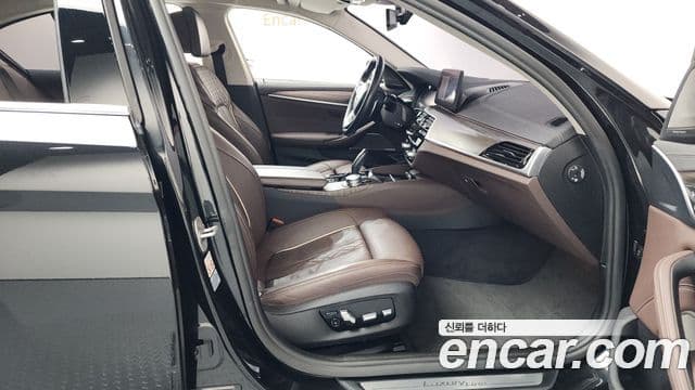 BMW 5시리즈 (G30) Luxury, 2022 11