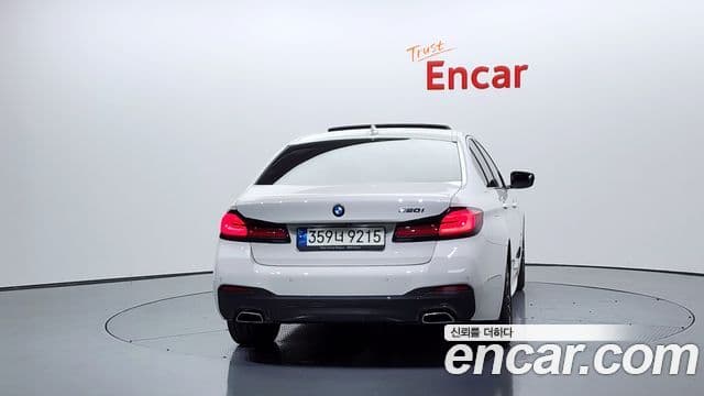 BMW 5시리즈 (G30) 520i M Sport, 2022 4