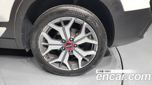 Kia Seltos Signature, 2022 все фото