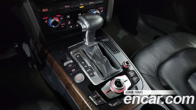 Audi New A4 B8, 2016 9