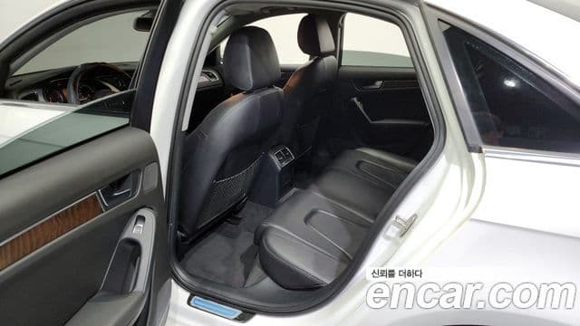 Audi New A4 B8, 2016 11