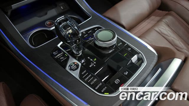 BMW X7 (G07) xDrive 40d Design Pure Excellence 7인승, 2022 9