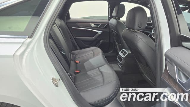 Audi A6 (C8) Premium, 2023 12