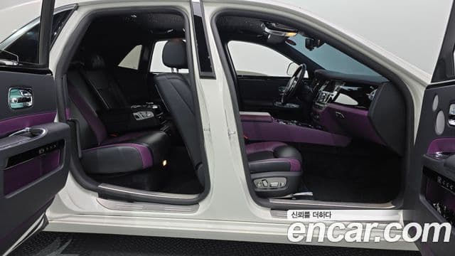 Rolls-Royce 고스트, 2020 11