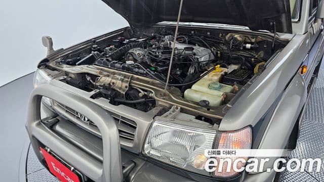 Hyundai 갤로퍼 2 9인승 V6 LPG, 1998 6