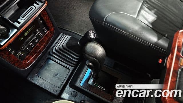 Hyundai 갤로퍼 2 9인승 V6 LPG, 1998 9