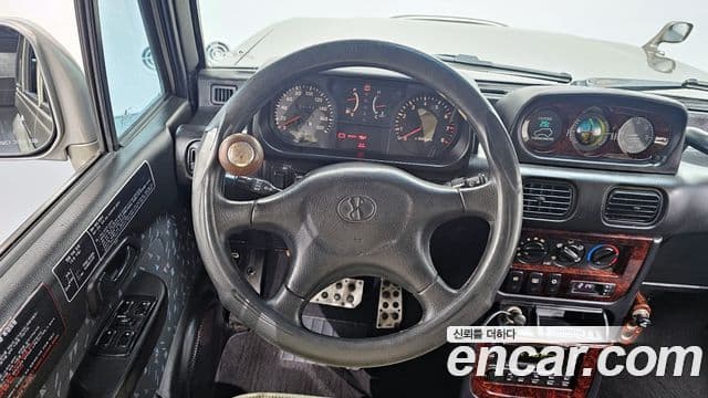 Hyundai 갤로퍼 2 9인승 V6 LPG, 1998 13