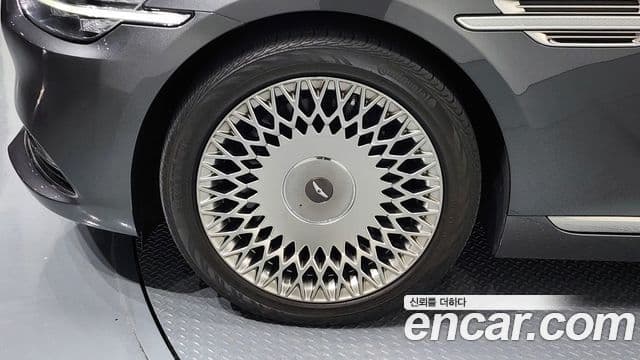 Genesis G90 Premium Luxury, 2020 все фото