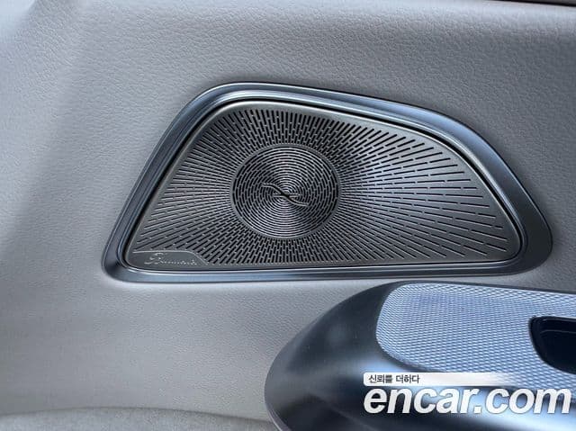 Mercedes-Benz E-класс W214 Exclusive, 2025 10