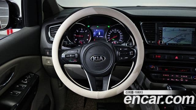 Kia All New Carnival Prestige, 2017 13