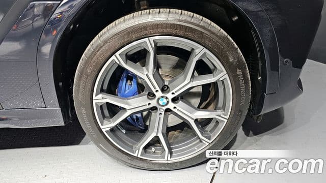 BMW X6 (G06) xDrive40i M Sport, 2021 все фото