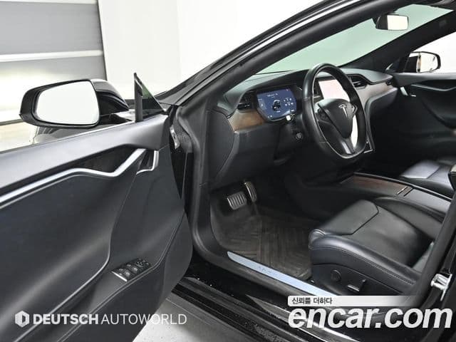 Tesla модель S Long Range, 2019 11