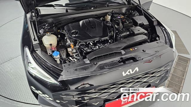 Kia K8 Signature, 2023 6